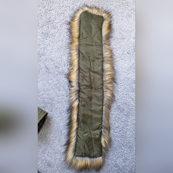 Blanc Parka - Picture 5 of 9